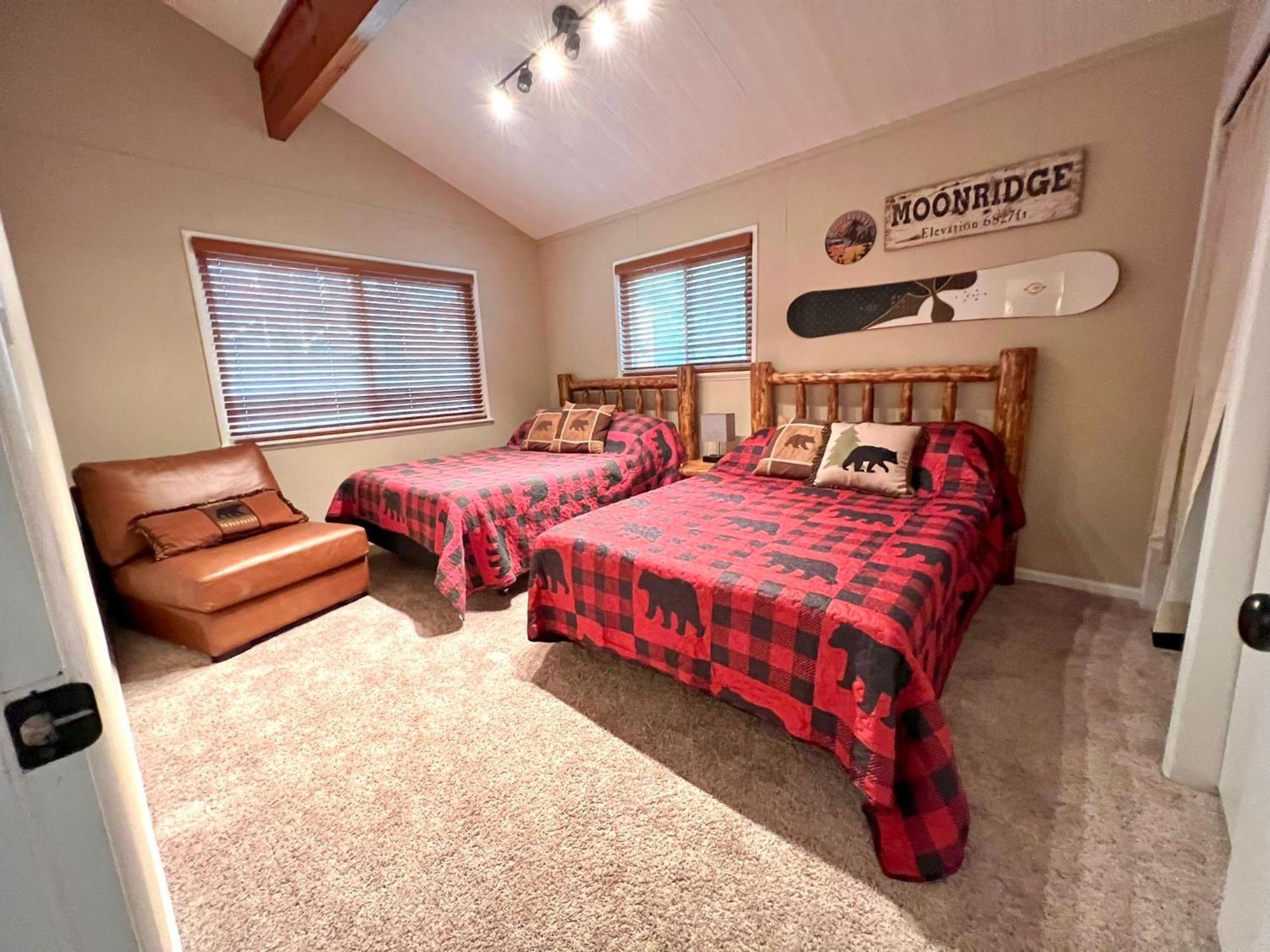 Chalet Monterey W/Hot Tub - Big Decks/Bbq Villa Big Bear Lake Exterior foto